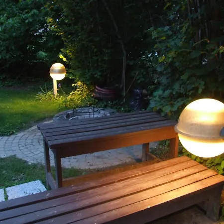 Vidám Csendes Természetközeli Falusi . Badacsonytördemic