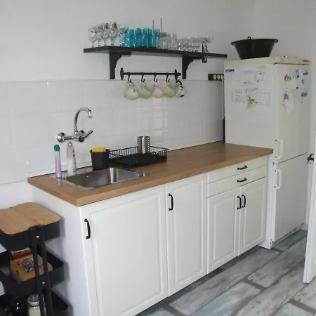 Simon Vendeghaz بيت للعطل Badacsonytördemic