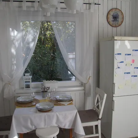 بيت للعطل Simon Vendeghaz *