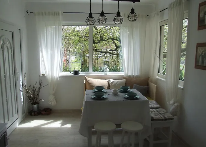 Semesterbostad Simon Vendeghaz Badacsonytördemic