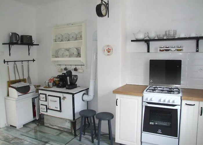 Nyaraló Vidám Csendes Természetközeli Falusi . Badacsonytördemic