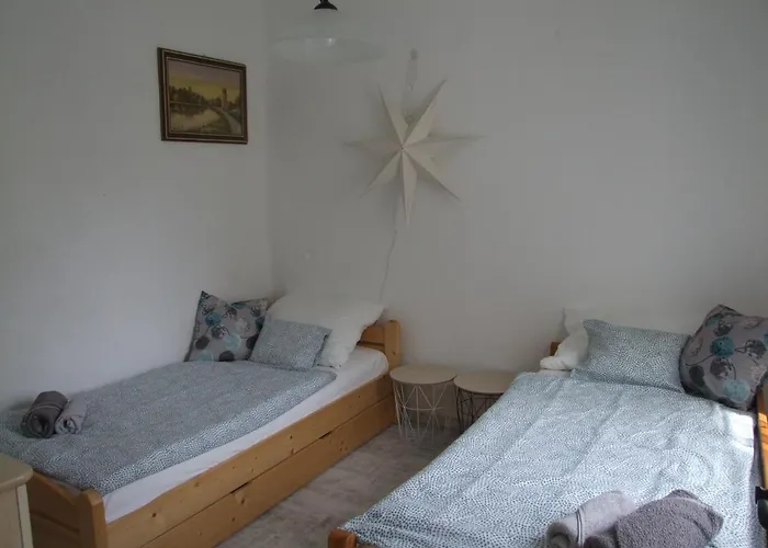 Vidám Csendes Természetközeli Falusi . Nyaraló Badacsonytördemic